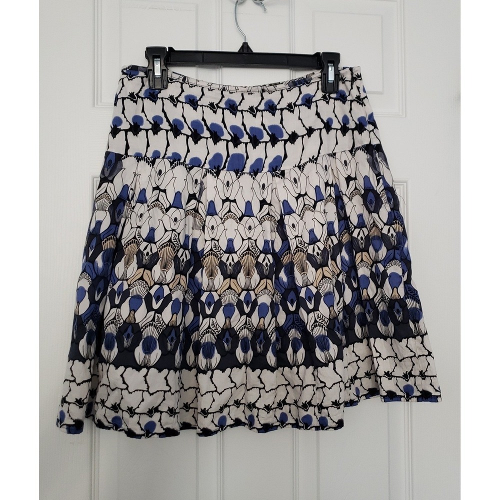 Karen Kane Womans Skirt. Size 4. Blue. White. Black‎